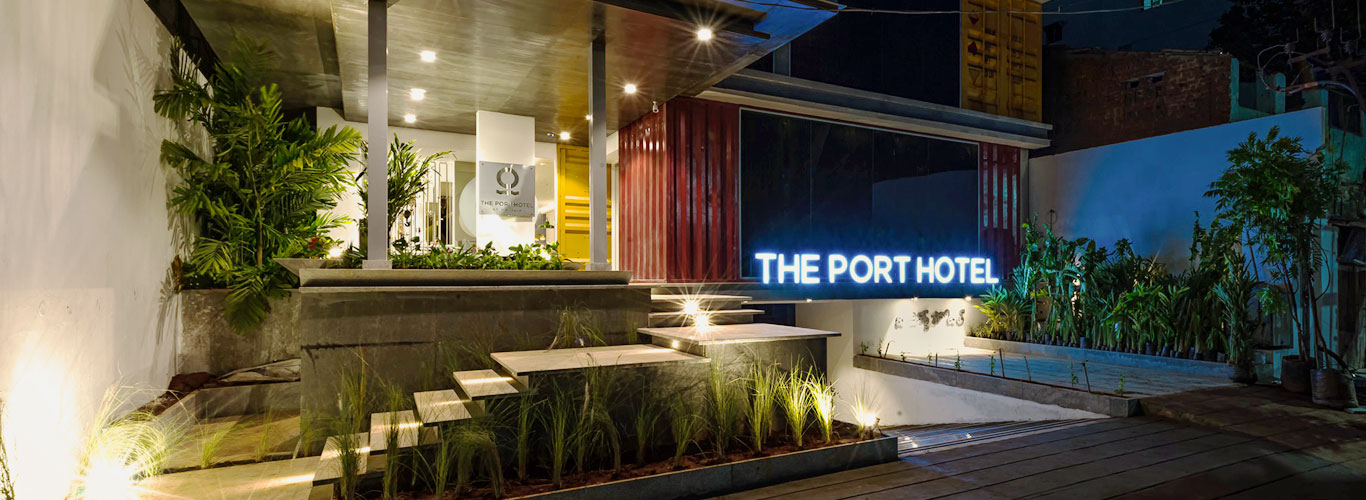 The Port Hotel - Slider 1